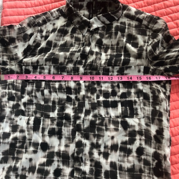 MNG Mango Collection Top Semi-sheer gray black size 2 - Picture 7 of 8